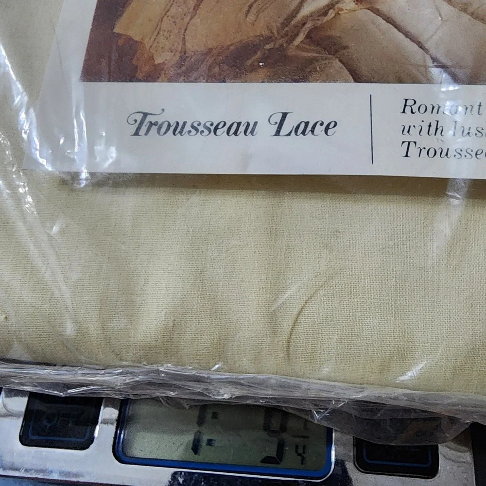 Fieldcrest Trousseau Lace Full Flat Sheet Vintage Eyelet Percale Cream New